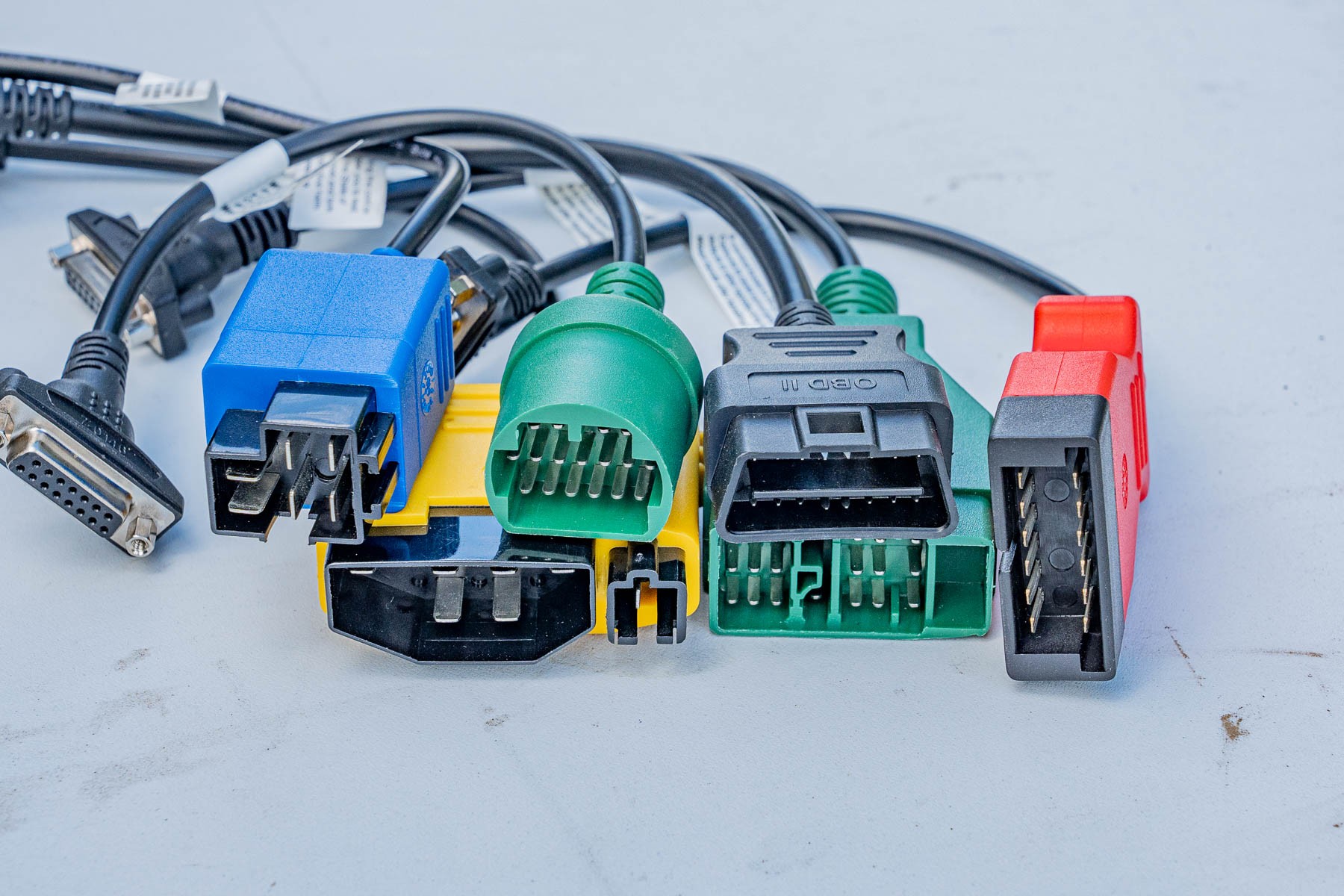 pile of connectors for wires of OBD2 scanners